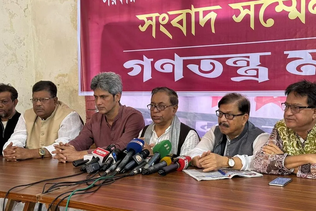 বাংলাদেশে সংখ্যালঘুরা বিপন্ন অবস্থায়, এটি বিশ্বকে দেখাতে চায় ভারত, অভিযোগ গণতন্ত্র মঞ্চের