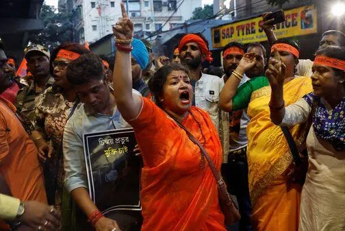 ইউনুস সরকারকে হুঁশিয়ারি কলকাতার সনাতনীদের