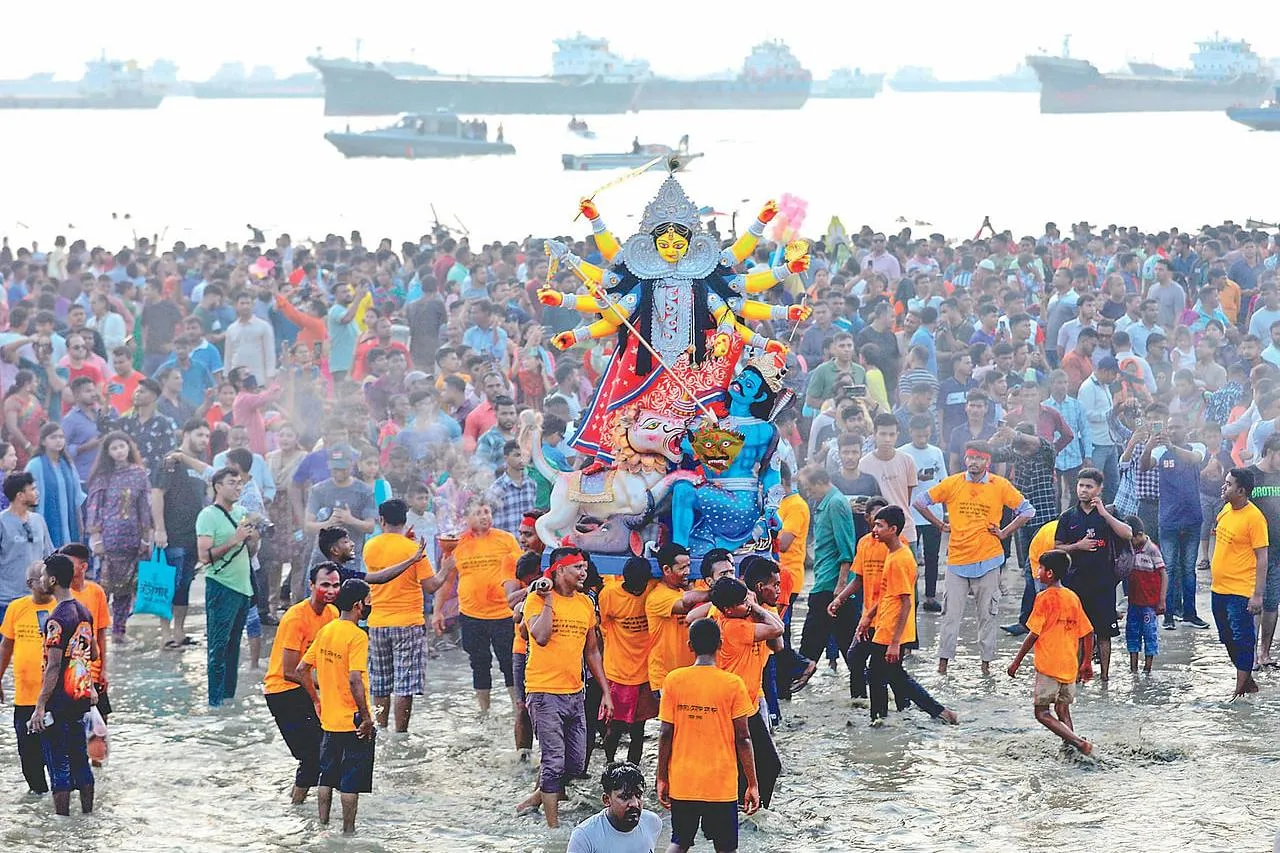 সংখ্যালঘু নির্যাতনের প্রেক্ষাপট, কারণ ও ভবিষ্যতের পথযাত্রা