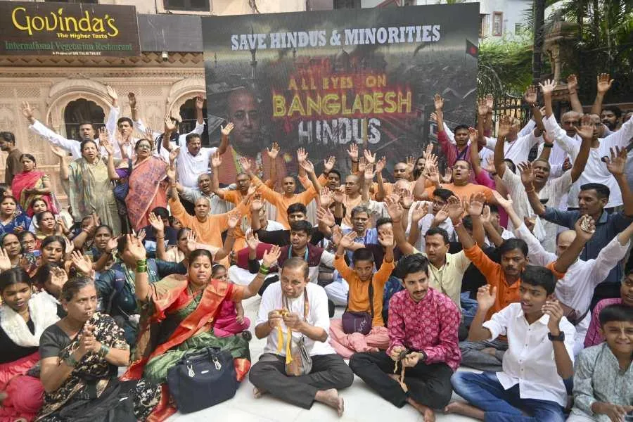 জোরালো হচ্ছে বাংলাদেশে সংখ্যালঘুদের নিরাপত্তার দাবি, শান্তিপ্রার্থনায় ইসকন
