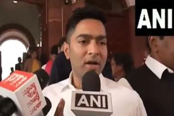 বাংলাদেশে সংখ্যালঘু নির্যাতন, ভারত সরকারের দৃঢ় অবস্থানের দাবি তৃণমূলের