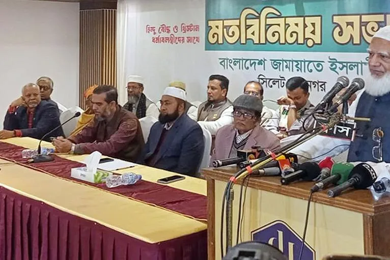 ছোট্ট একটা দেশ, এত ভাগ কিসের আবার: শফিকুর রহমান