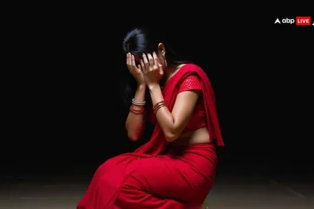 বাড়িতে নিয়ে গিয়ে গণধর্ষণ, মুখ বন্ধ করতে বিষ খাইয়ে খুন হিন্দু মহিলাকে